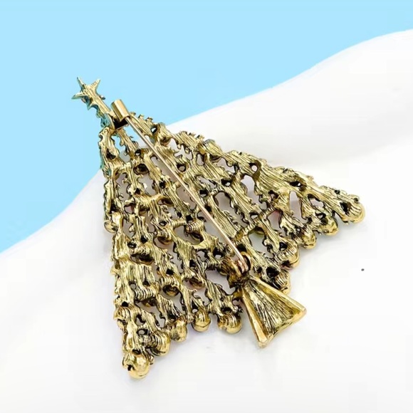 Brooch - Picture 2 of 3